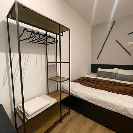 E - One 3* Skopje